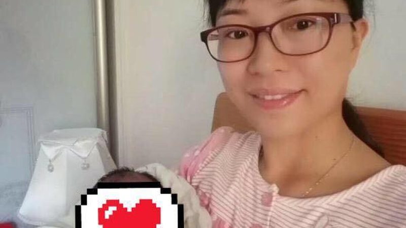 母婴护理师职业道德规范：守护宝宝成长的守护神