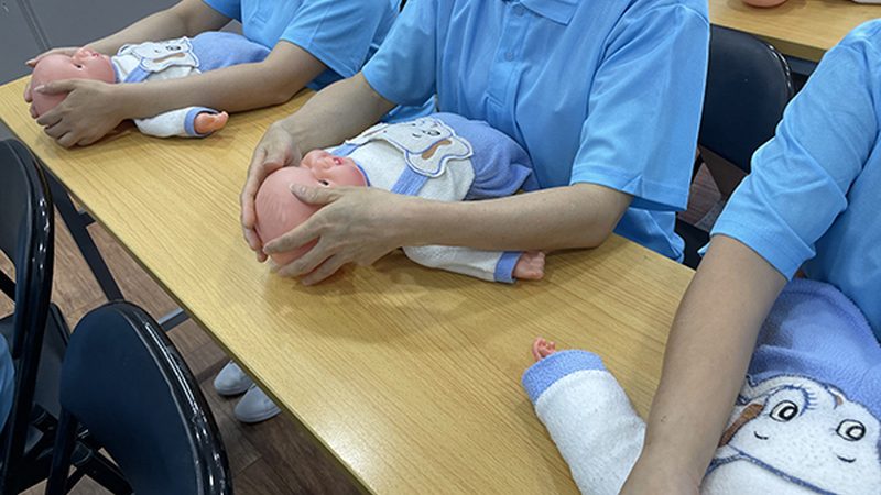 揭秘月子会所：收费标准背后的服务内涵